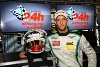 Christopher Br&uuml;ck f&auml;hrt bei der 24h Premiere des Bentley in die Top 10