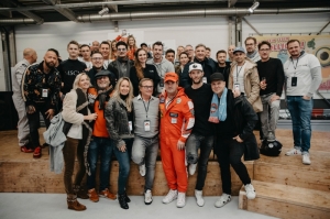 Gro&szlig;es Charity-Kartrennen mit viel Prominenz in K&ouml;ln-Rodenkirchen